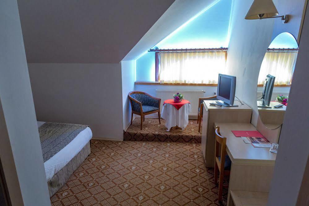 Kaya Greenpark Hotel Karapazar Esterno foto