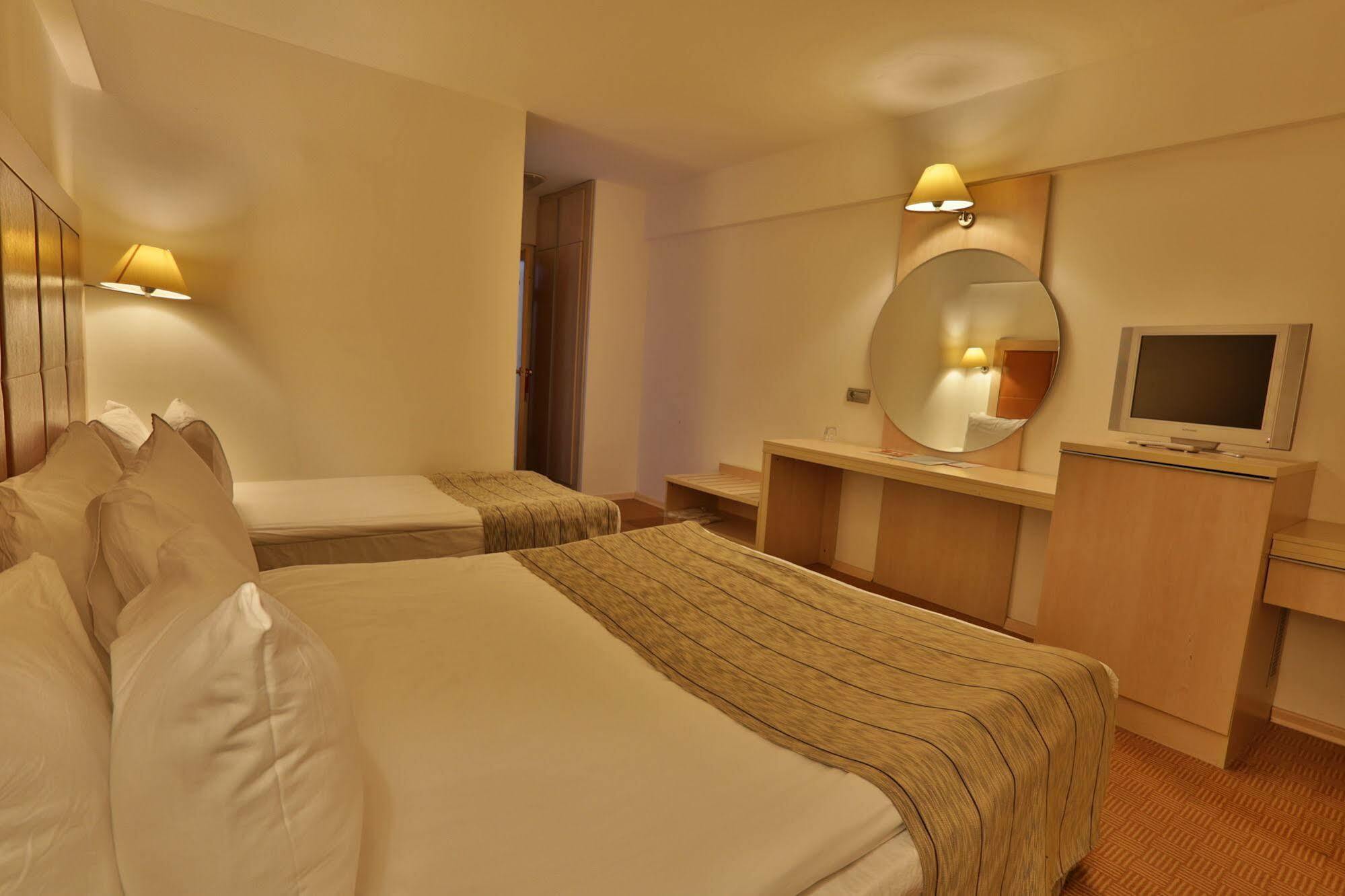 Kaya Greenpark Hotel Karapazar Esterno foto